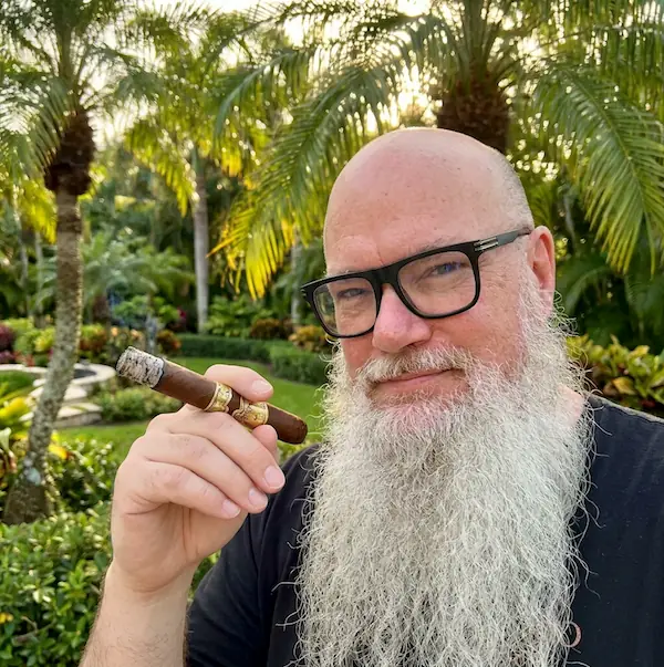 Norm Farrar, The Cigar Fossil