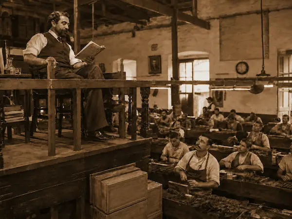 Cigar factory lector at the tribuna